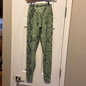 ALO Yoga Olive Snake Print Leggings